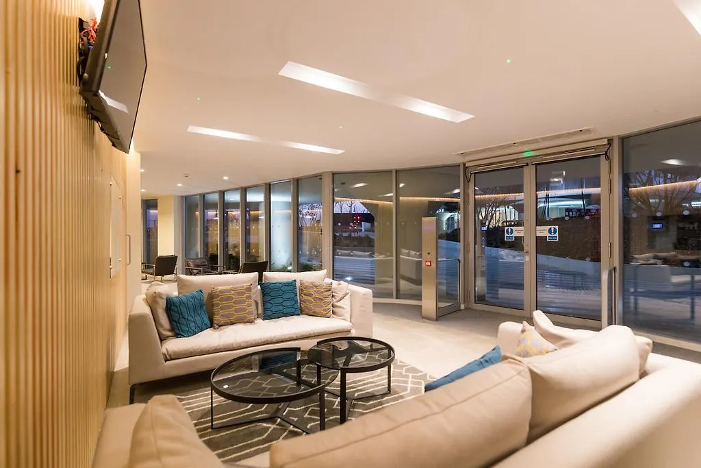 Royal Style Apartment - 5 Mins Walk To Excel London United Kingdom